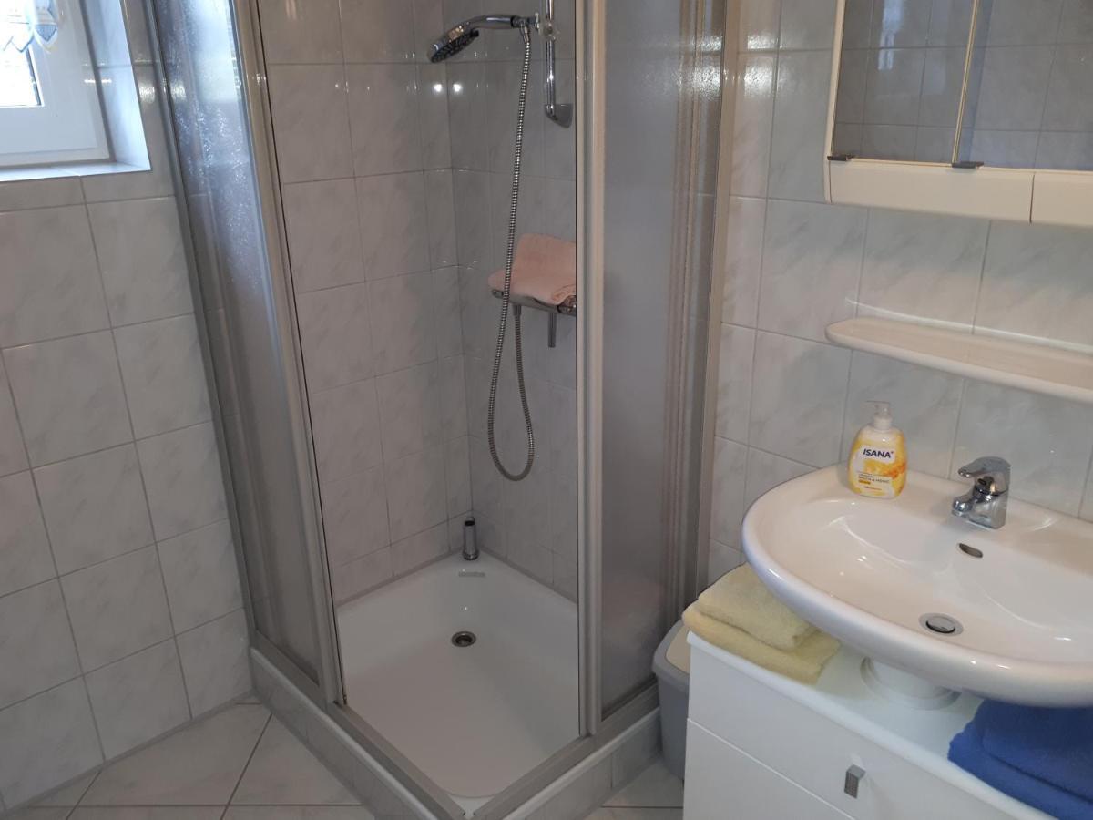 Utarp Preisbewusste Ferienwohnung Fuer 2 Personen U. Kleinkind מראה חיצוני תמונה